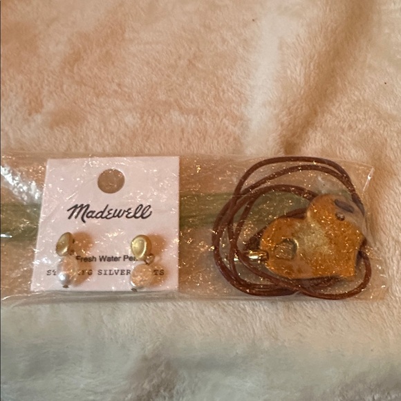 Madewell Gold and Ivory Pearl Drop Earrings - Picture 7 of 7